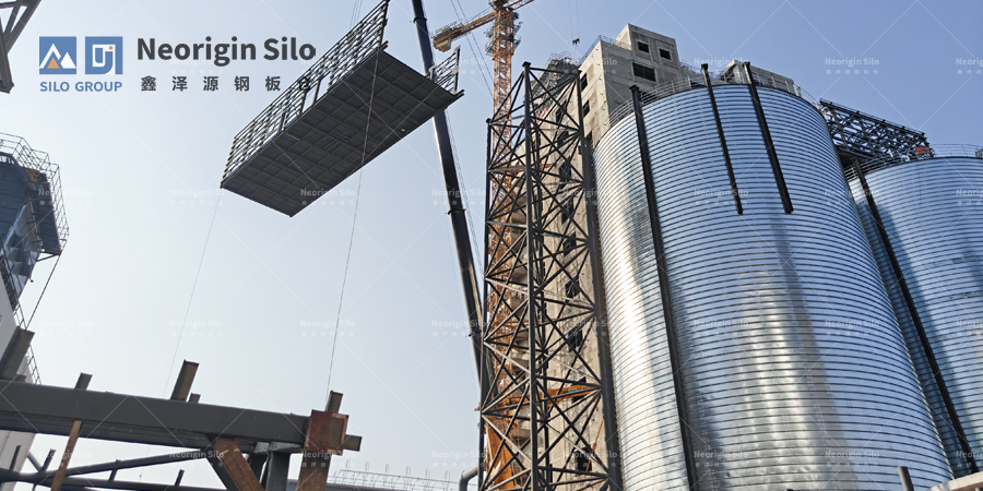 Melamine precipitates inside steel silos