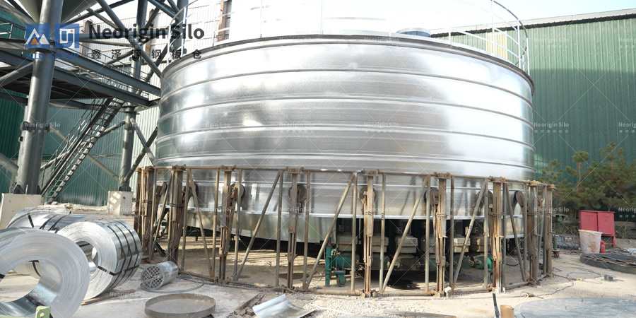 Anti-corrosion melamine steel silo
